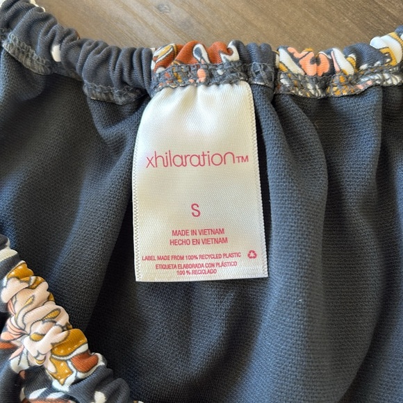 Xhilaration Gray Floral Bikini Set Top Size Medium Bottom Size Small - Picture 12 of 13